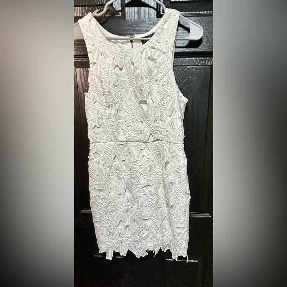 Astr White Floral Mini Dress - Picture 2 of 4